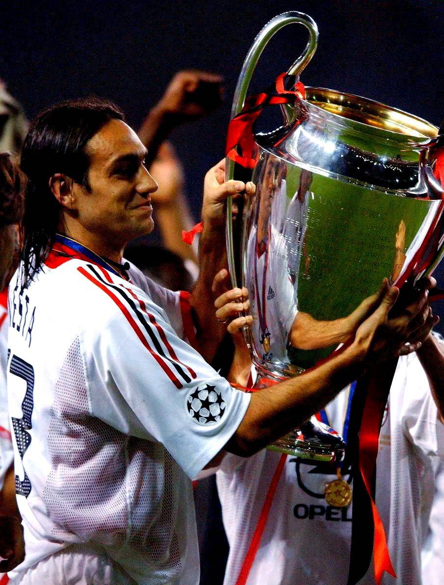 亚平宁的钢铁长城：解析意大利三大传奇后卫的防守艺术